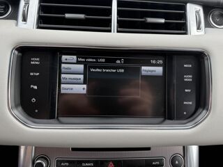 Range Rover 3.0 V6 HSE DYNAMIC - ATTELAGE - VIDANGE BVA - DISTRIBUTION 2015 occasion 49070 Beaucouz&eacute;