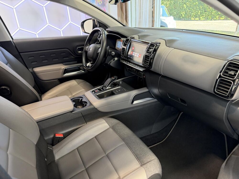 C5 aircross 1.6 225H 180CH HYBRID PHEV 13.2KWH SHINE PACK E-EAT BVA GARA 2022 occasion 16000 Angoul&ecirc;me