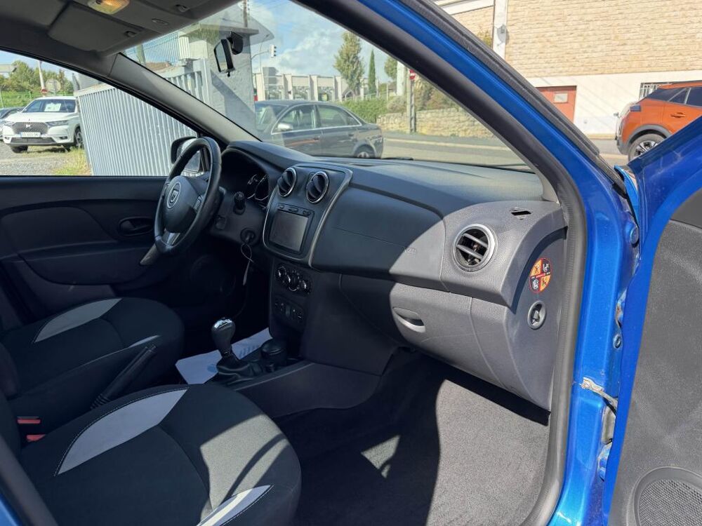 Sandero 0.9 TCe - 90 Bva Stepway Prestige gps + clim + radar AR 2016 occasion 19100 Brive-la-Gaillarde