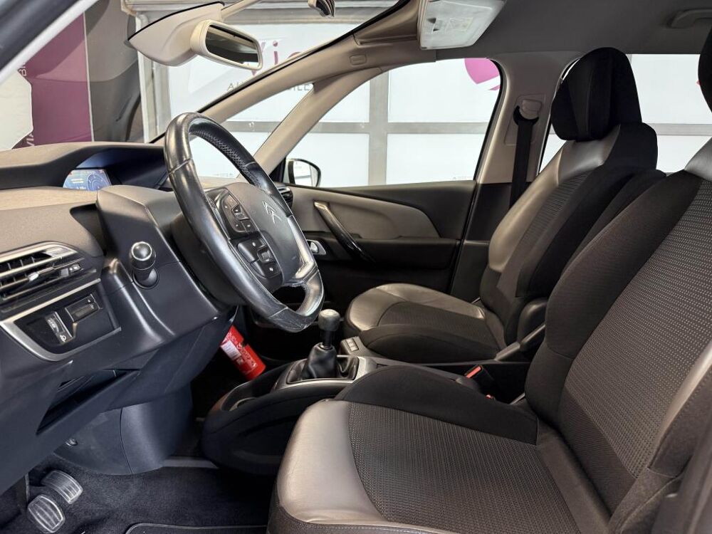 C4 Picasso 2.0 BlueHDi 150 - 2015 - 7 places - Attelage - Camera - Sieg 2015 occasion 60740 Saint-Maximin