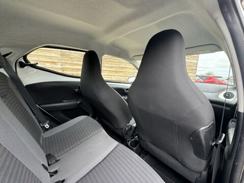 Aygo 1.0 VVT-i II 2014 x-play PHASE 2 2019 occasion 19100 Brive-la-Gaillarde