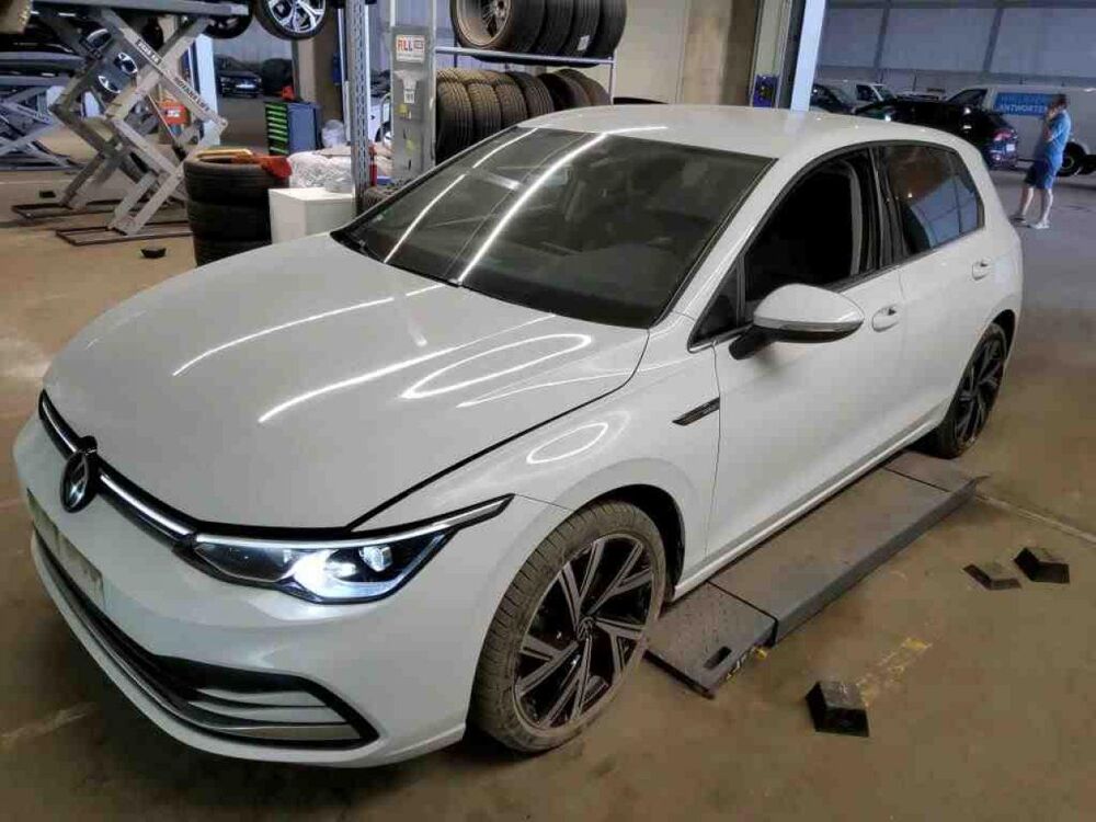 Golf VIII 8 1.5 TSI 130 Style 2024 occasion 35300 Foug&egrave;res