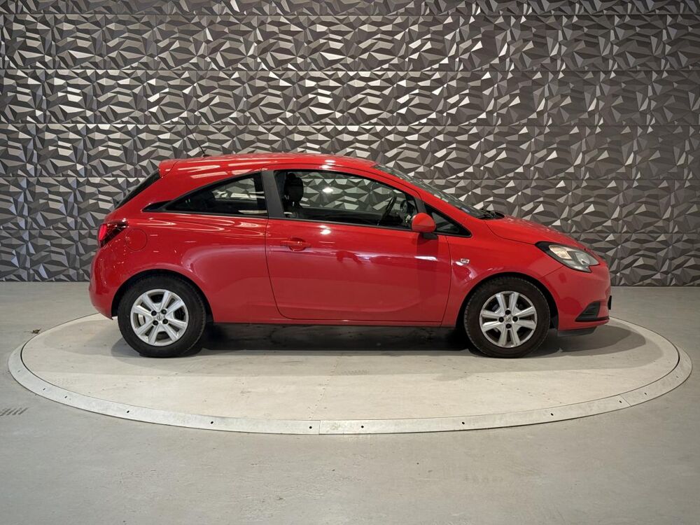 Corsa 1.2i - 70 E BERLINE Edition 2016 occasion 78680 &Eacute;p&ocirc;ne