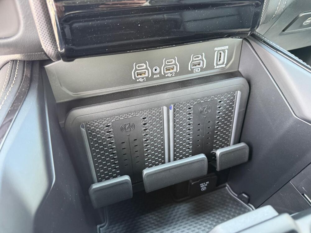 RAM 1500 CREW LIMITED NIGHT EDITION BOX HAYON MULTI V8 5,7L 2026 occasion 91830 Le Coudray-Montceaux