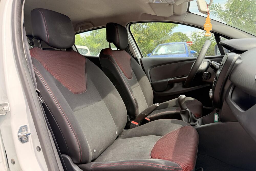 Clio 1.2 GPL - 75 BERLINE Zen - BLEUTOOTH - CLIMATISATION 2013 occasion 78760 Jouars-Pontchartrain