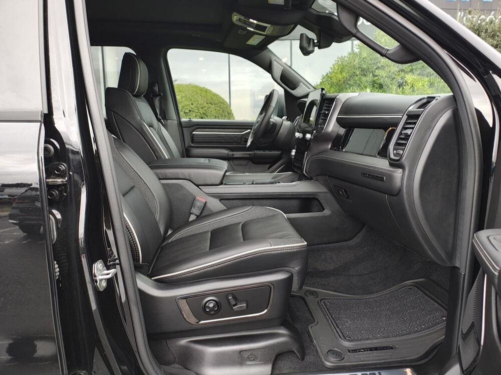 RAM 1500 CREW LIMITED NIGHT EDITION BOX HAYON MULTI 2025 occasion 91830 Le Coudray-Montceaux
