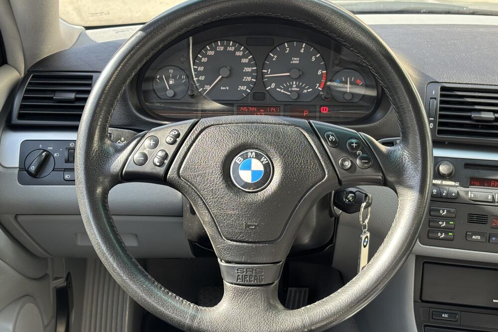 S&eacute;rie 3 BMW E46 Coup&eacute; 328i ? Automatique - Cuir - Toit Ouvrant - Ori 2000 occasion 78760 Jouars-Pontchartrain