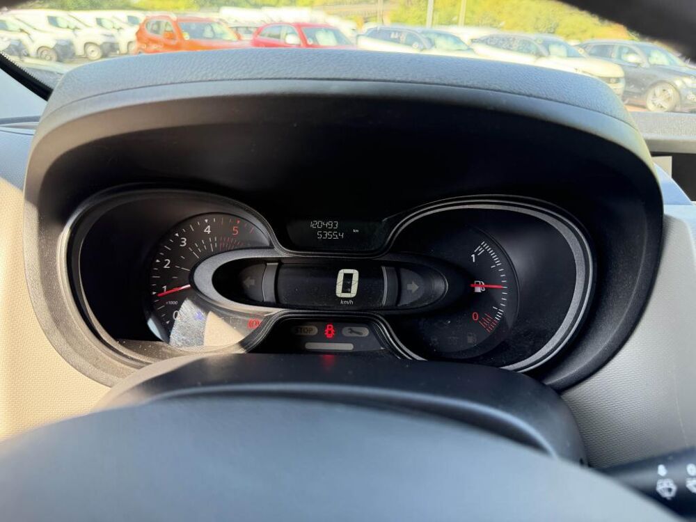 Trafic L1 1.6 Energy dCi - 125 Combi Life L1H1 9places + CLIM 2017 occasion 19100 Brive-la-Gaillarde