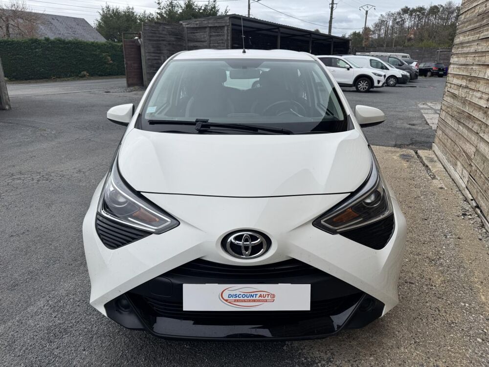 Aygo 1.0 VVT-i II 2014 x-play PHASE 2 2019 occasion 19100 Brive-la-Gaillarde