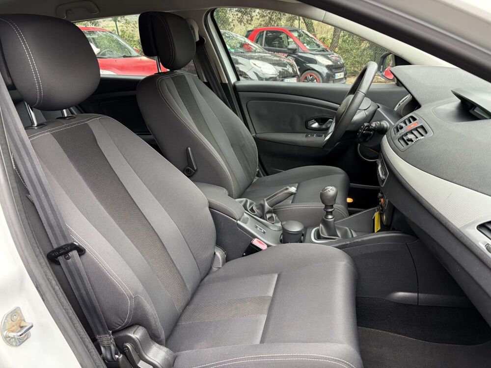 M&eacute;gane Estate 1.5 dCi - 110ch III BREAK Dynamique / kit distributi 2010 occasion 30260 Orthoux-S&eacute;rignac-Quilhan