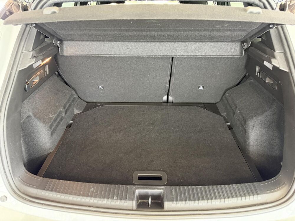 Austral 1.2 E-TECH 200H 130CH FULL-HYBRID HYBRID 1.7KWH TECHNO ESPRI 2024 occasion 16000 Angoul&ecirc;me