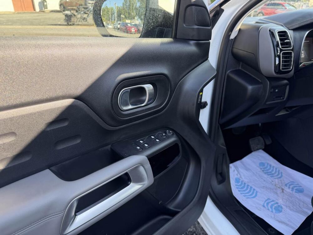 C5 aircross 1.5 BlueHDi - 130 S&S Bva Business gps + clim + camera AR + 2020 occasion 19100 Brive-la-Gaillarde