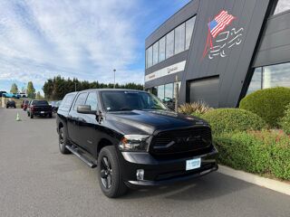 RAM 1500 CREW SLT CLASSIC BLACK PACKAGE 2022 occasion 91830 Le Coudray-Montceaux