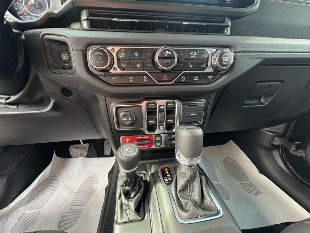Wrangler SRT SRT392 Unlimited Rubicon 392 FINAL EDITION 2024 occasion 91830 Le Coudray-Montceaux