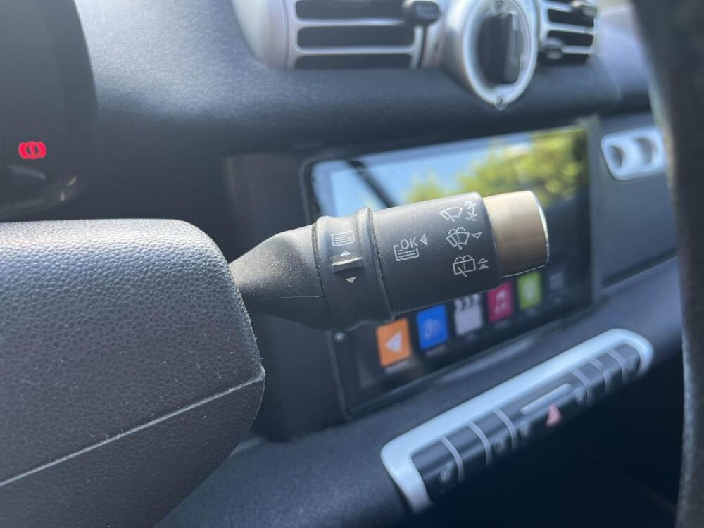 ForTwo 1.0i 84CH - KIT BRABUS - CARPLAY - SIEGES CHAUFFANTS - TOIT 2013 occasion 13760 Saint-Cannat