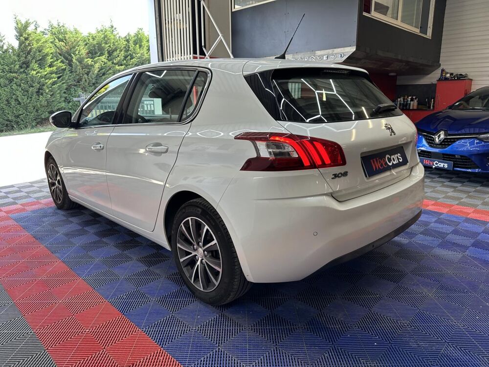 308 GENERATION-II 1.2 PURETECH 130 ALLURE START-STOP 2015 occasion 33370 Artigues-pr&egrave;s-Bordeaux