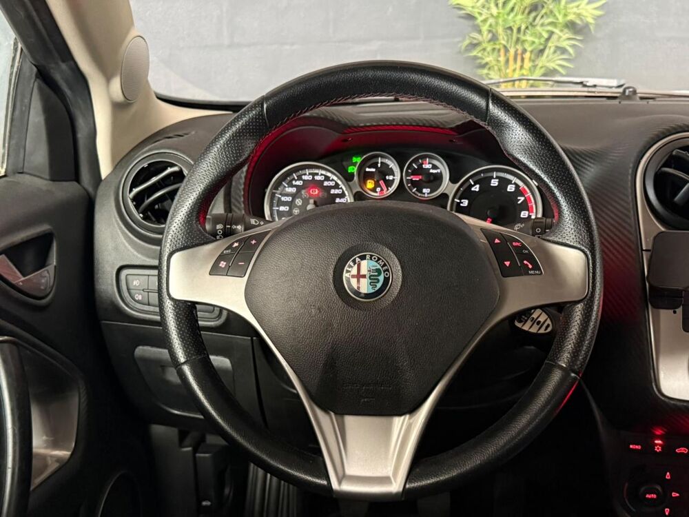 Mito 1.4 MPI MultiAir 105ch S&eacute;lective - GRANTIE 6 MOIS 2010 occasion 33700 M&eacute;rignac