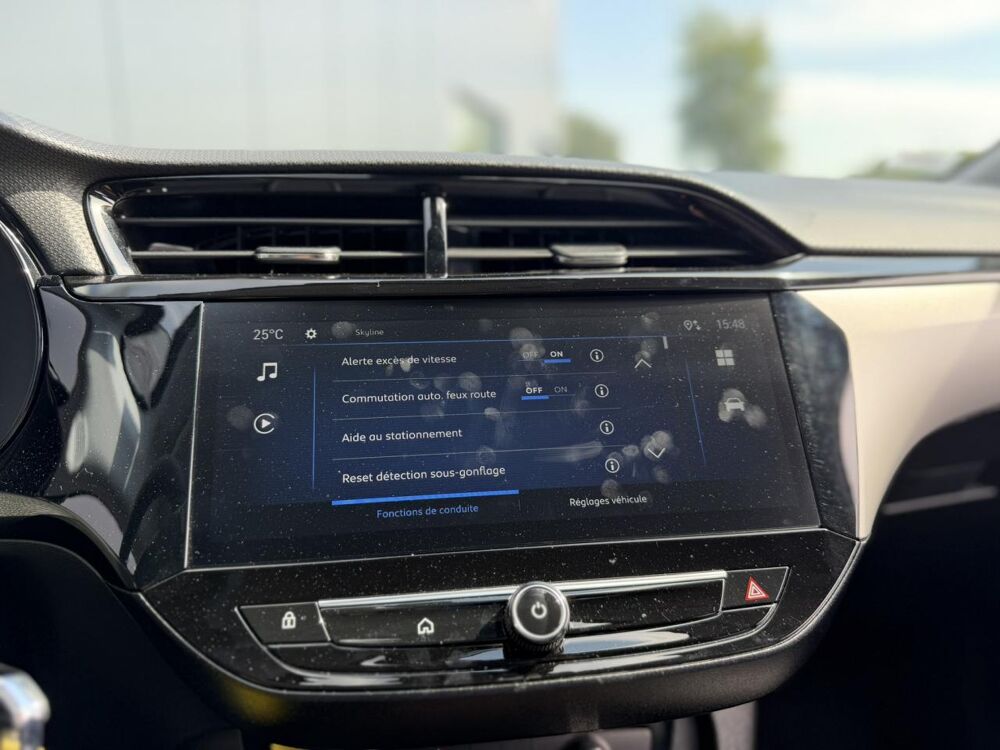 Corsa 1.2 Turbo 100 BVA Edition avec Cam&eacute;ra et Apple Car Play 2025 occasion 35300 Foug&egrave;res