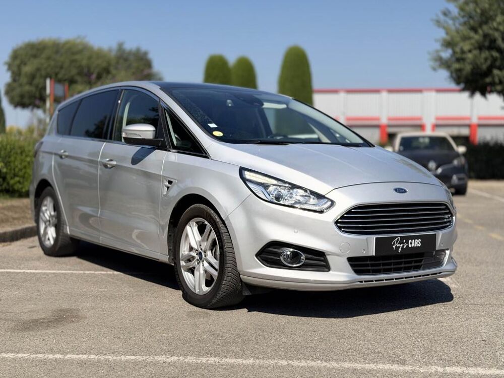 S-MAX TITANIUM - 2.0 - 150CH- 7PL - TOIT PANO - SIEGES CHAUFFANTS 2019 occasion 13760 Saint-Cannat
