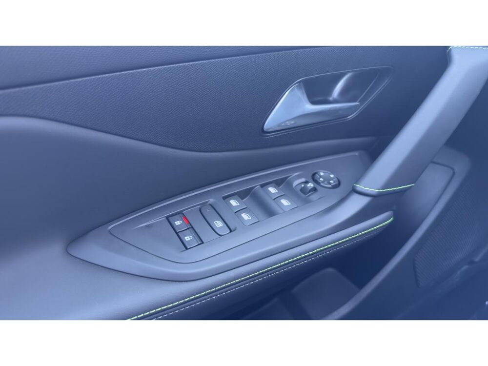 308 Hybrid 145 DCS6 GT Exclusive +FOCAL+T.OUVR+ALCANTARA 2026 occasion 81580 Soual
