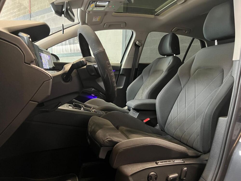 Golf VIII 1.4 eHybrid OPF 204ch BV DSG6 Style 1st - TOIT OUVRANT 2020 occasion 33700 M&eacute;rignac