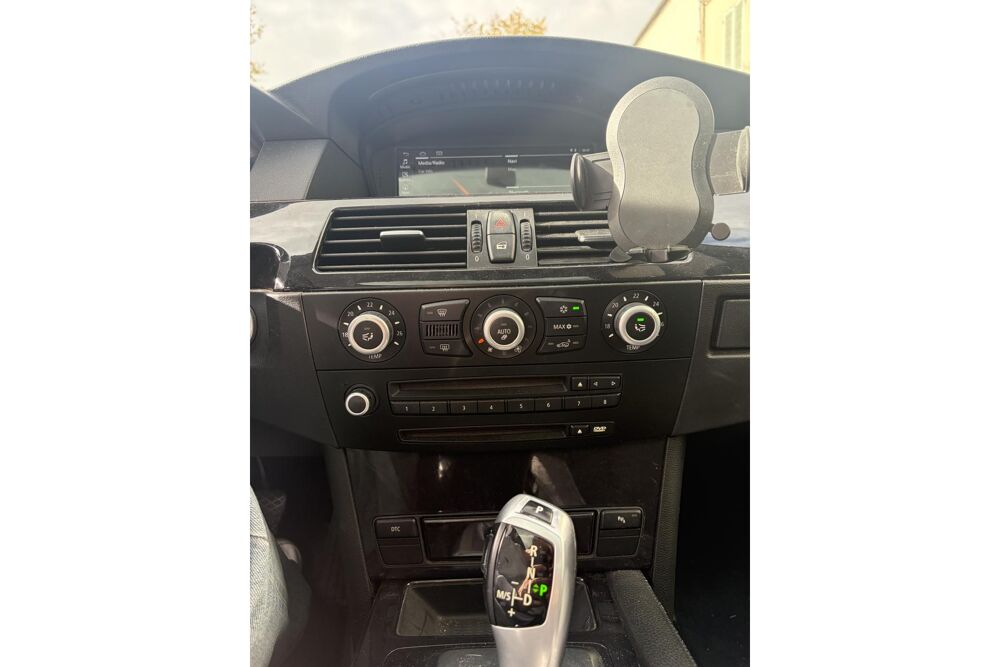 S&eacute;rie 5 530d Touring Excellis E61 -TOIT OUVRANT - CARPLAY - SIEGE EL 2009 occasion 78760 Jouars-Pontchartrain