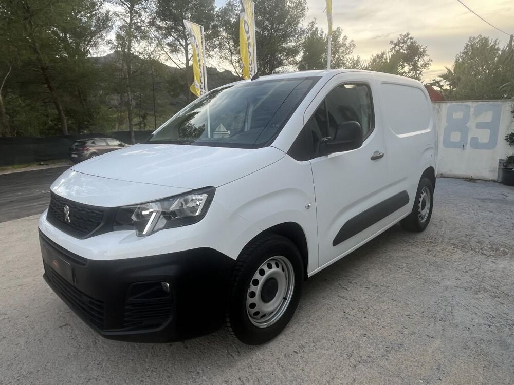 Partner Standard 1000KG 1.6 BlueHDi S&S - 100 III FOURGON Fourgon G 2019 occasion 83490 Le Muy
