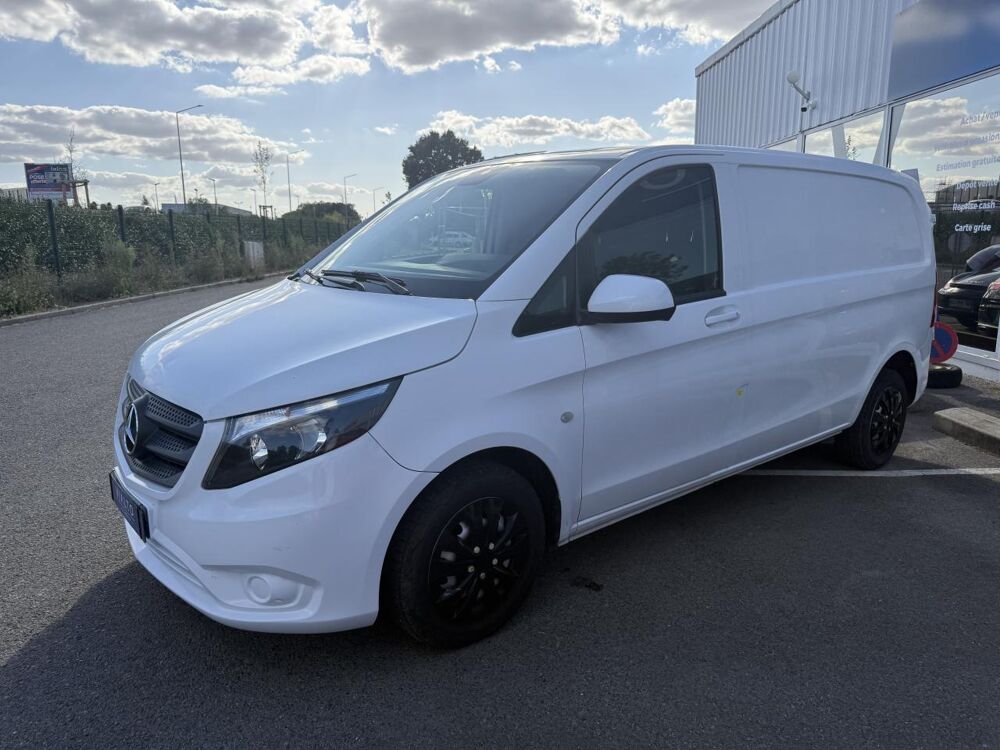 Vito 110 CDI COMPACT FWD FIRST 2021 occasion 49070 Beaucouz&eacute;