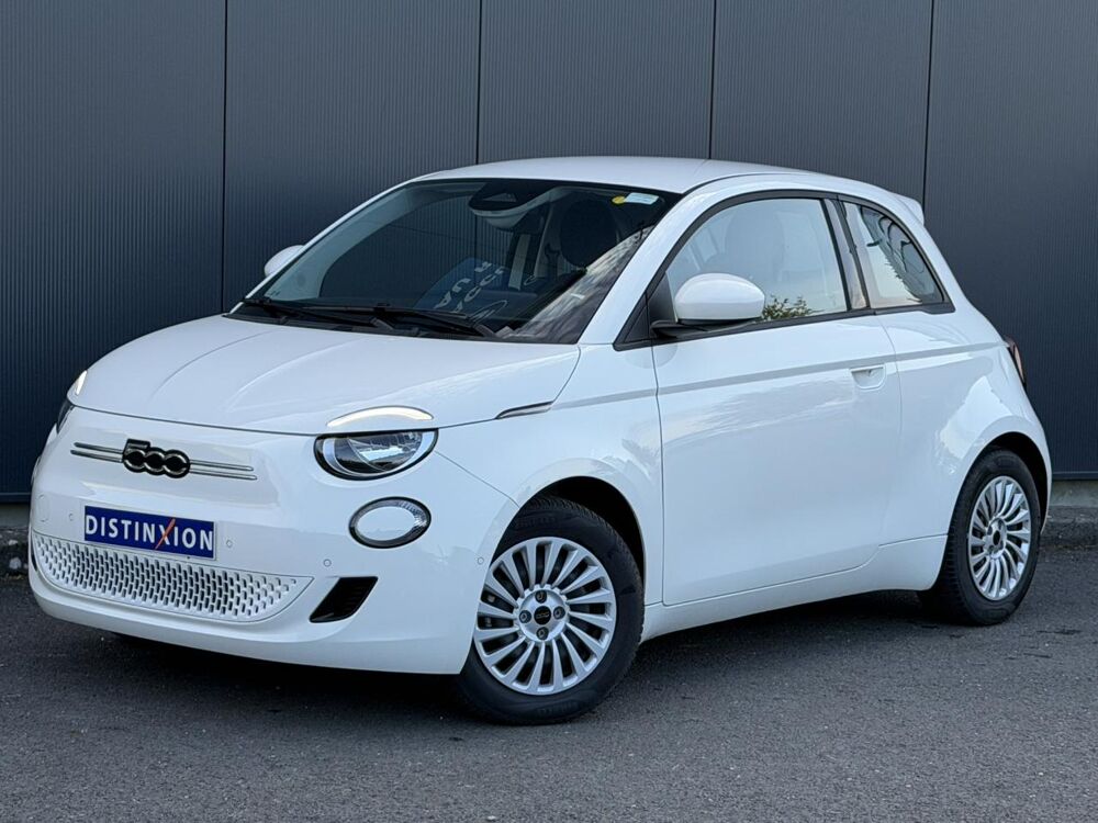 500 Electrique 118ch 42.0kWh Icone + Pack Confort - SOH +95% 2023 occasion 35300 Foug&egrave;res