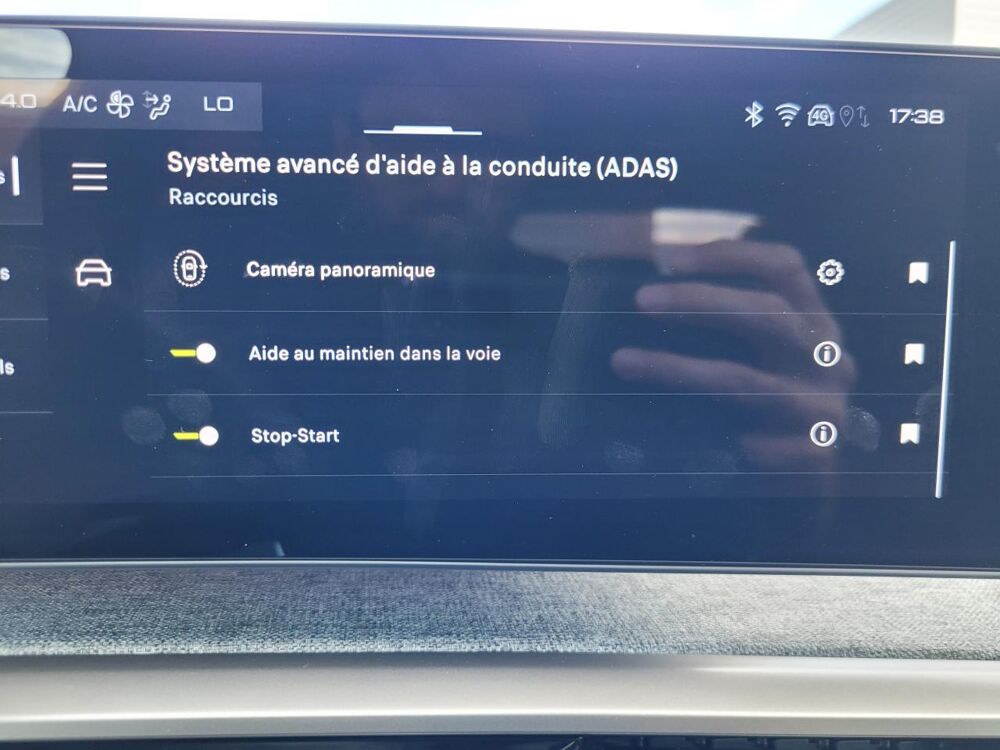 3008 1.2i Hybrid 145 Allure e-DCS6  NavPano  DriveAssist  Sieg 2026 occasion 34190 Ganges