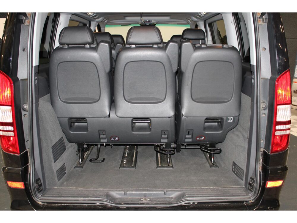 Viano Compact 2.0 CDI - 8places - entretien complet 2011 occasion 59493 Villeneuve-d'Ascq