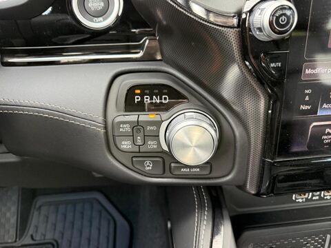 RAM 1500 CREW LIMITED NIGHT EDITION BOX HAYON MULTI V8 5,7L 2026 occasion 91830 Le Coudray-Montceaux