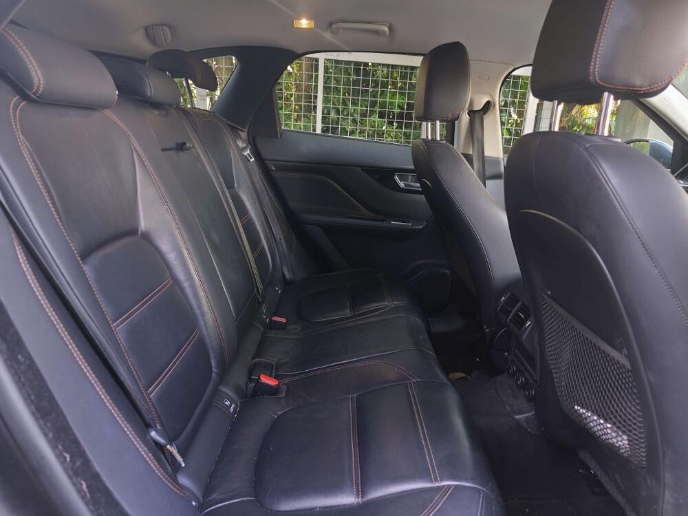 F-PACE 2.0 D - 180 - BVA - Stop/Start Prestige 2017 occasion 77185 Lognes