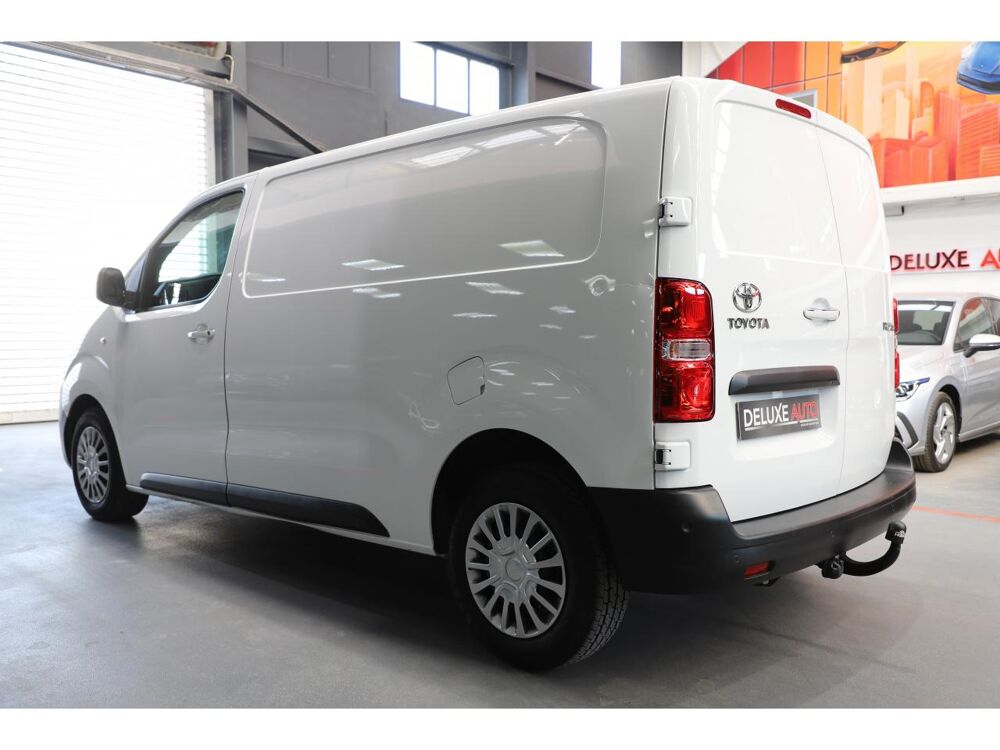 Proace 2.0 120 D-4D Fourgon Medium Business 2021 occasion 06550 La Roquette-sur-Siagne