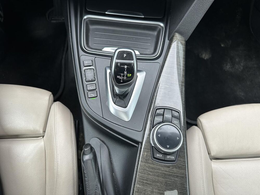 S&eacute;rie 4 435d xDrive Coup&eacute; Luxury - BVA Sport F32 F82 - GARANTIE 12 2014 occasion 33450 Montussan