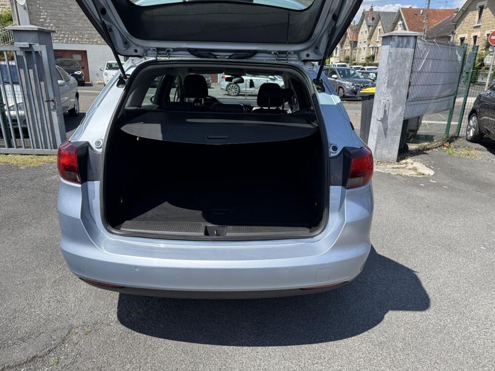 Astra Sports Tourer BVA 1.6 CDTI - 136 Gps + Radar AR + Clim 2017 occasion 19100 Brive-la-Gaillarde
