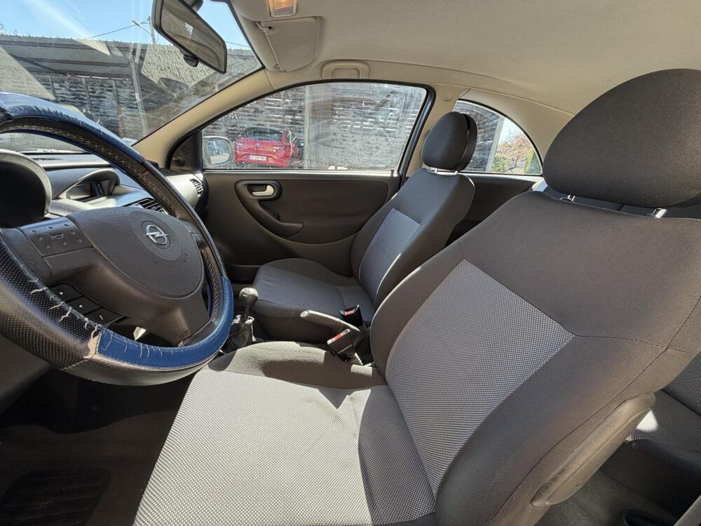 Corsa 1.2i Twinport Enjoy 2006 occasion 19100 Brive-la-Gaillarde