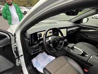 Espace 1.2 E-Tech Full Hybride - 200 - BV CVT - 5 pl Techno ATTELAG 2024 occasion 19100 Brive-la-Gaillarde