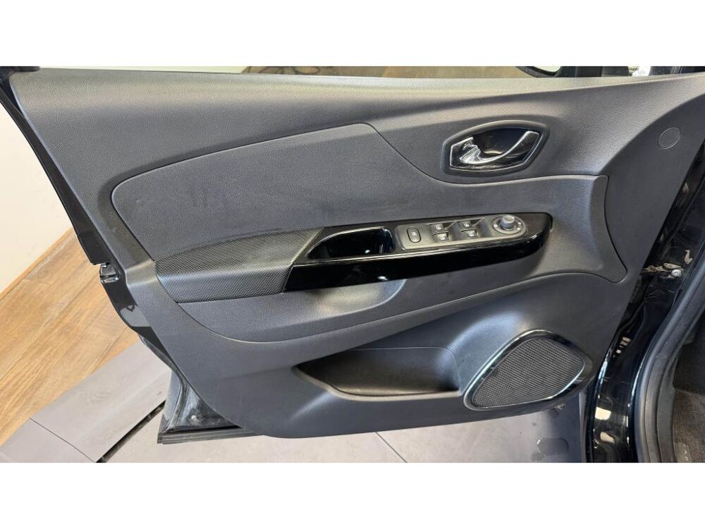 Captur 1.5 Energy dCi 110 Intens - 2nd Main - Radar de recul - Ent 2016 occasion 60740 Saint-Maximin
