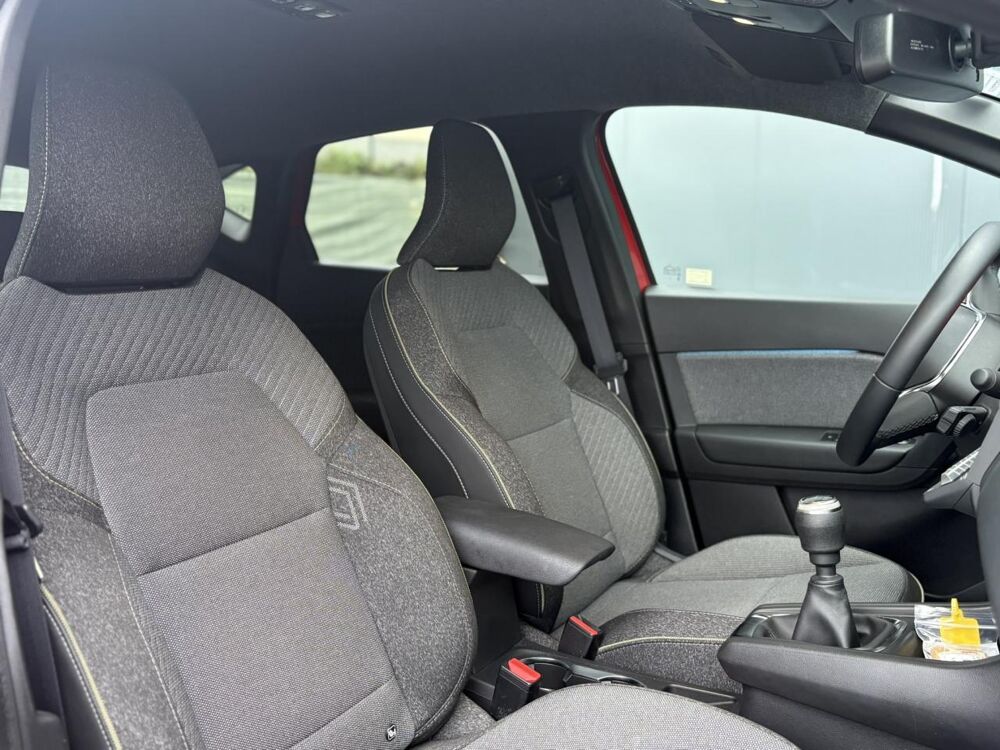Captur TCE 100 Techno avec Cam&eacute;ra, OpenR Link 10,4\' et Harman Kard 2025 occasion 35300 Foug&egrave;res