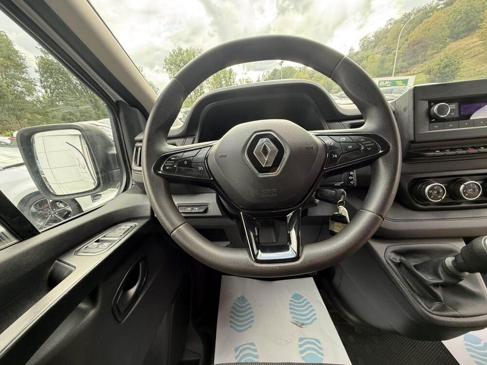 Trafic L1H1 2800 Kg 2.0 Blue dCi - 130 Fourgon Confort TVA RECUPERA 2022 occasion 19100 Brive-la-Gaillarde