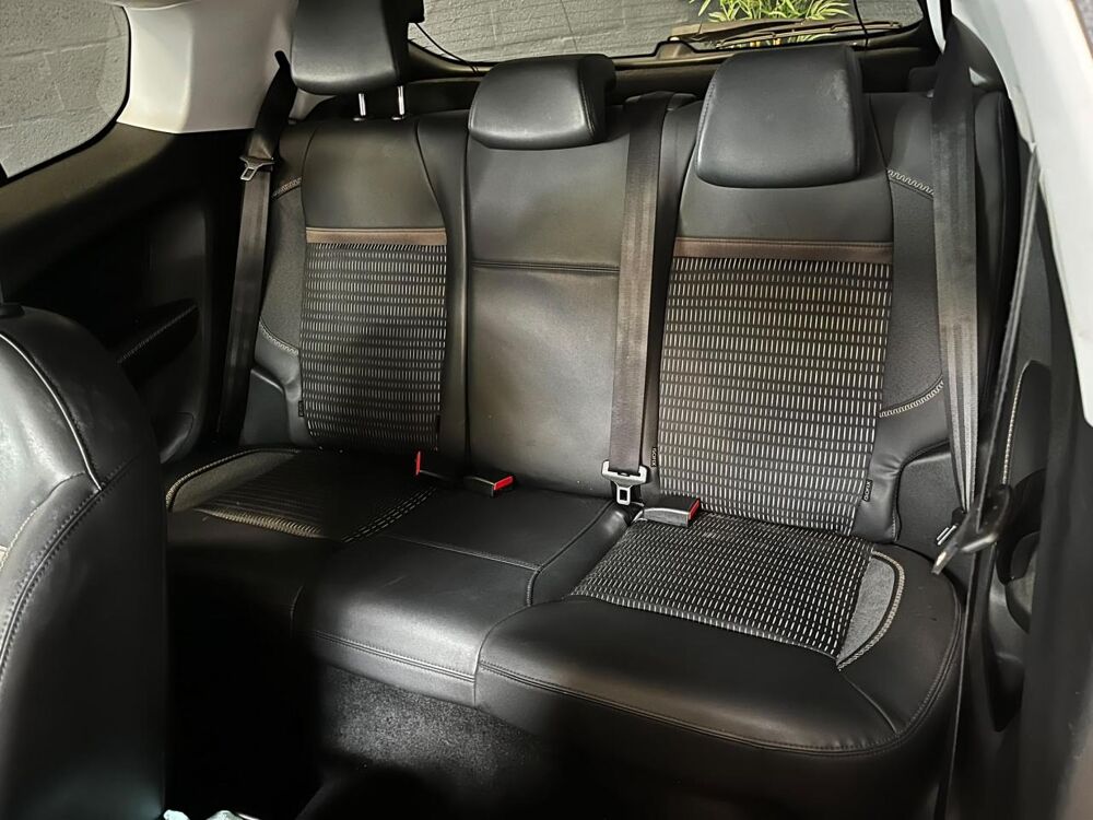 208 1.6 VTI 120CH MOTEUR A CHAINE - ALLURE PACK - GARANTIE 6 MOI 2012 occasion 33700 M&eacute;rignac