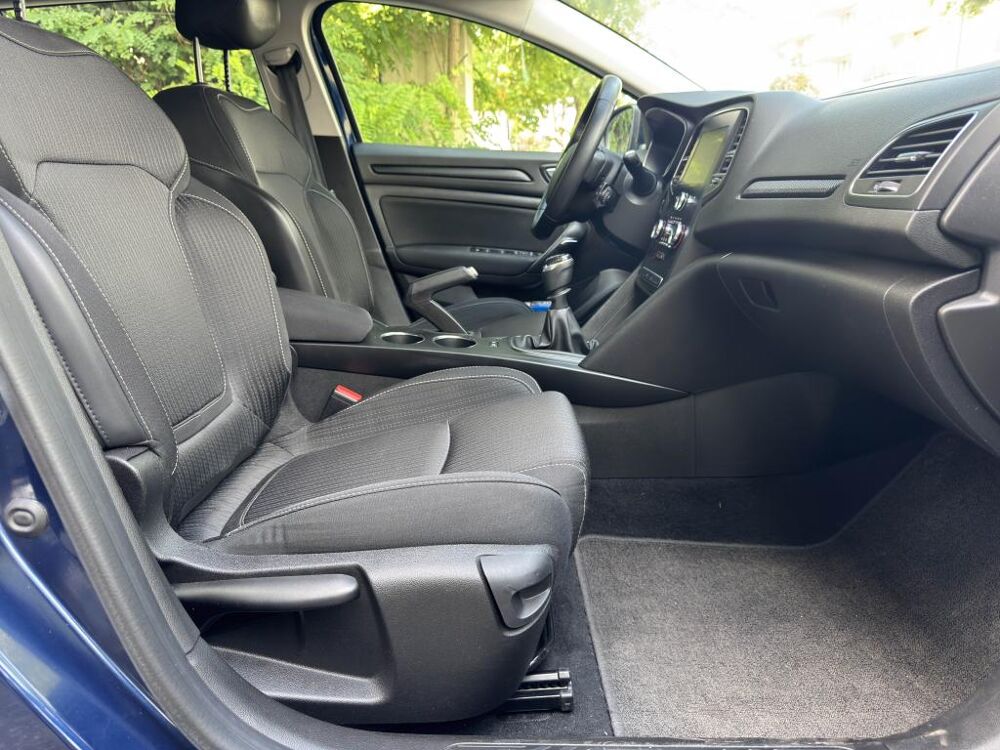 M&eacute;gane Estate 1.5 Blue dCi - 115 IV ESTATE BREAK Business 2019 occasion 77185 Lognes