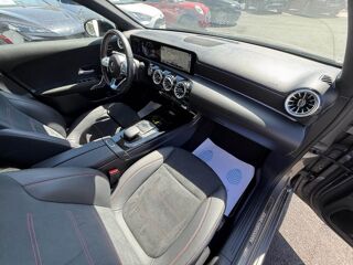 Classe A A 200 d - BV 8G-DCT BERLINE 5P AMG Line TOIT OUVRANT + GPS 2022 occasion 19100 Brive-la-Gaillarde