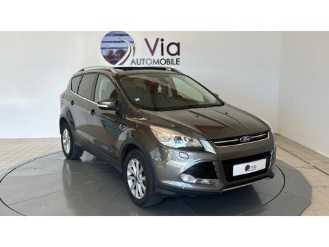 Kuga 2.0 TDCi 180 ch 4x4 BVA Titanium - ATTELAGE - TOIT OUVRANT - 2014 occasion 17600 Saujon
