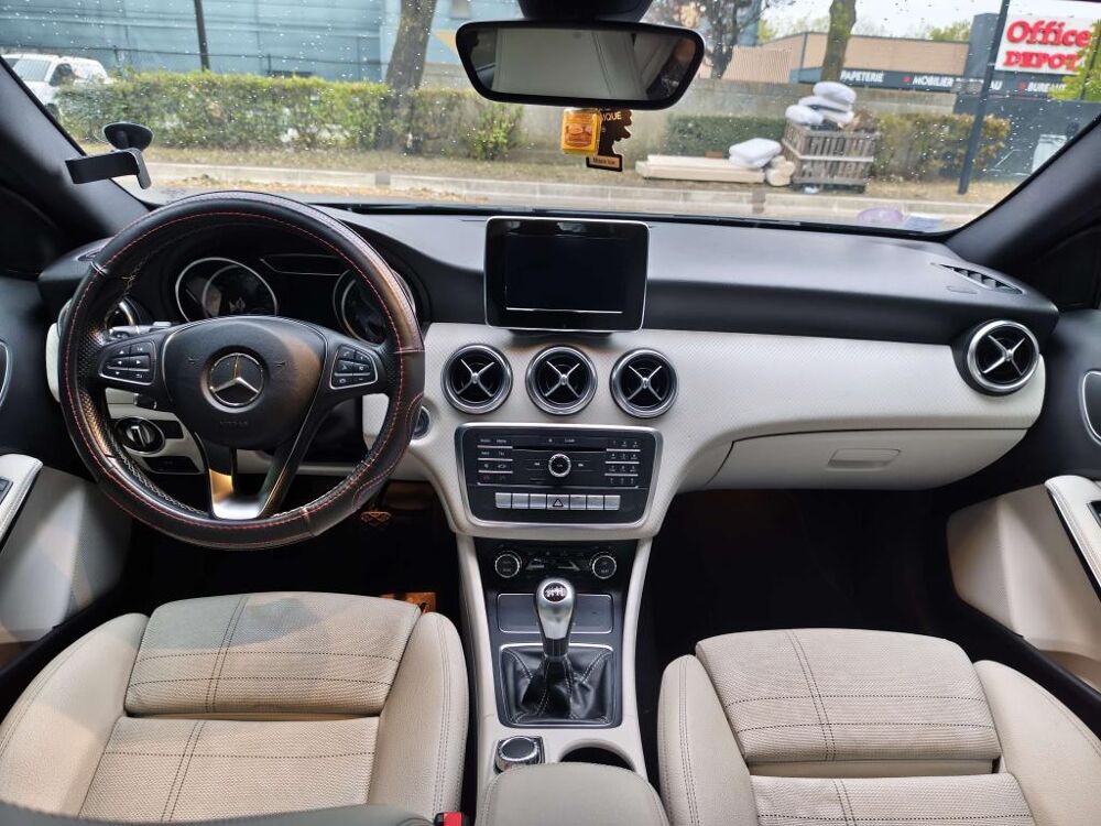 Classe A A 160 BERLINE - BM 176 Sensation 2015 occasion 77185 Lognes