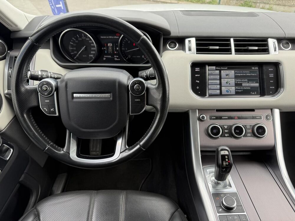Range Rover 3.0 V6 HSE DYNAMIC - ATTELAGE - VIDANGE BVA - DISTRIBUTION 2015 occasion 49070 Beaucouz&eacute;