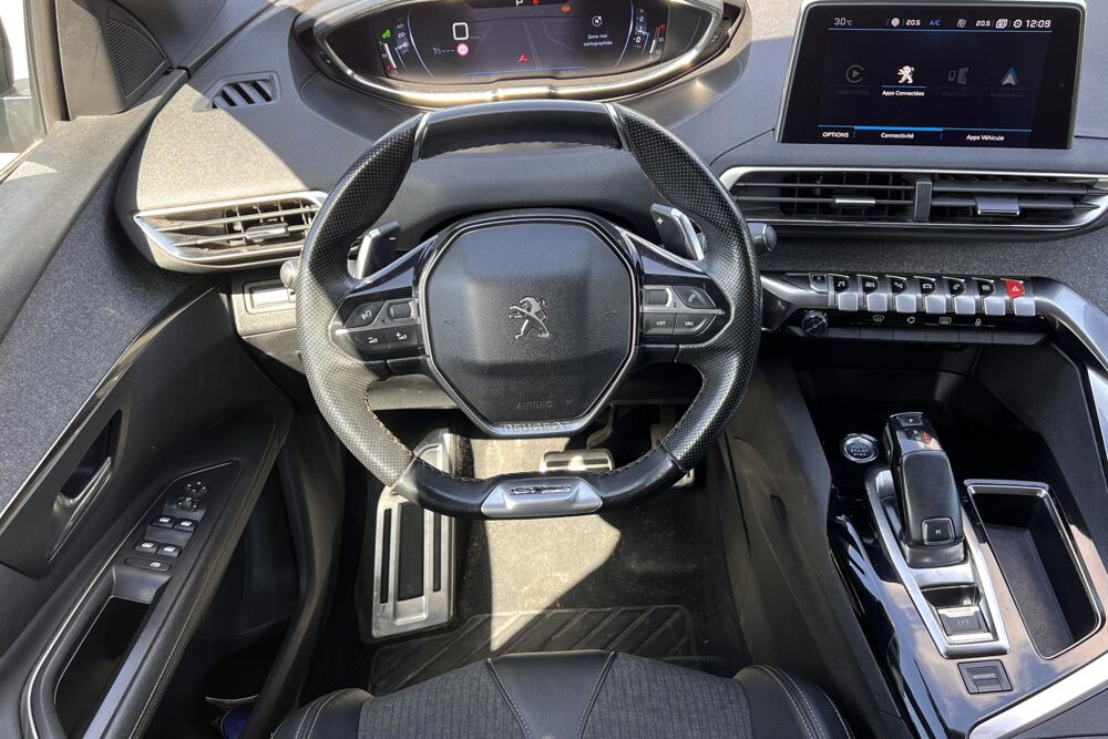 3008 1.6 180 - EAT8 GT Line toit ouvrant entretien Peugeot 2018 occasion 78760 Jouars-Pontchartrain