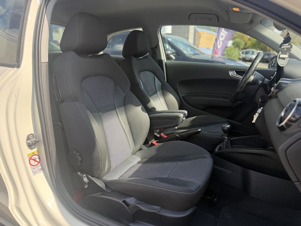 A1 1.6 TDI DPF - 105 - Ambition SUIVI COMPLET GARANTIE 12 MOIS 2011 occasion 94360 Bry-sur-Marne