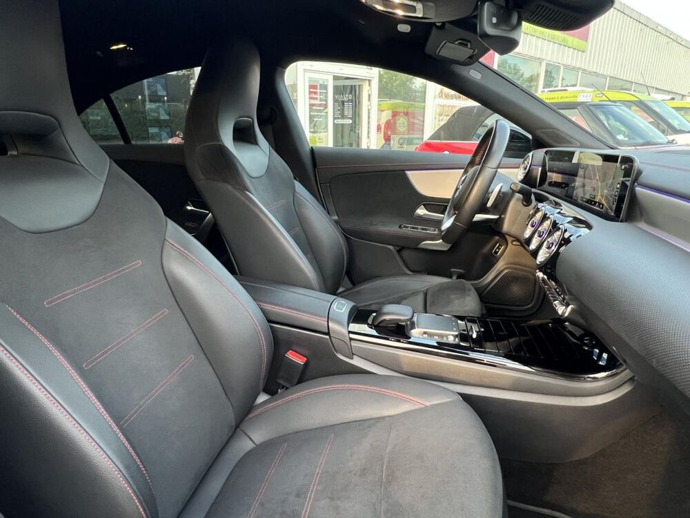 Classe CLA MERCEDES CLASSE 250 - BV 7G-DCT AMG Line 4-Matic 2023 occasion 49070 Beaucouz&eacute;